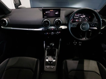 Used Audi Q2 2022 for sale - 76165642: Photo 2
