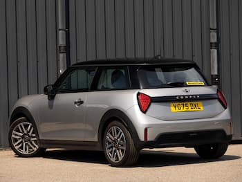 Used MINI Cooper 2025 for sale - 79685591: Photo