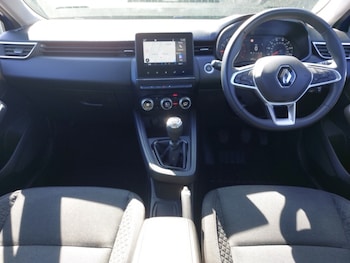 Used Renault Clio 2022 for sale - 78164804: Photo