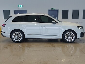 Used Audi Q7 2020 for sale - 77852002: Photo