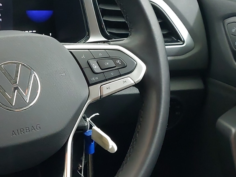 Used Volkswagen T-Roc 2023 for sale - 77312065: Photo 11