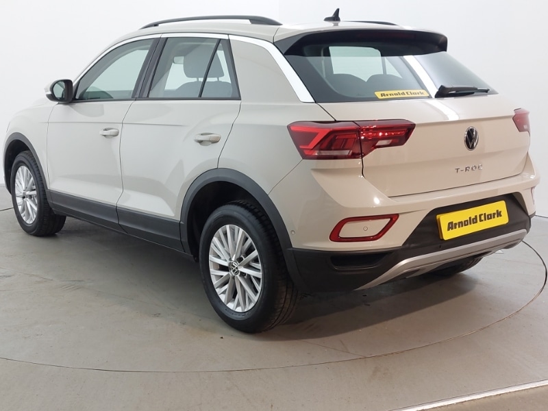 Used Volkswagen T-Roc 2023 for sale - 77312065: Photo 3