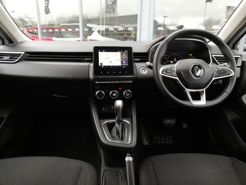 Used Renault Clio 2021 for sale - 77938786: Photo 2