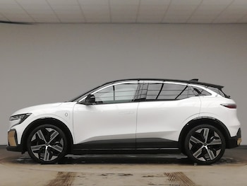 Used Renault Megane E Tech 2023 for sale - 77563217: Photo