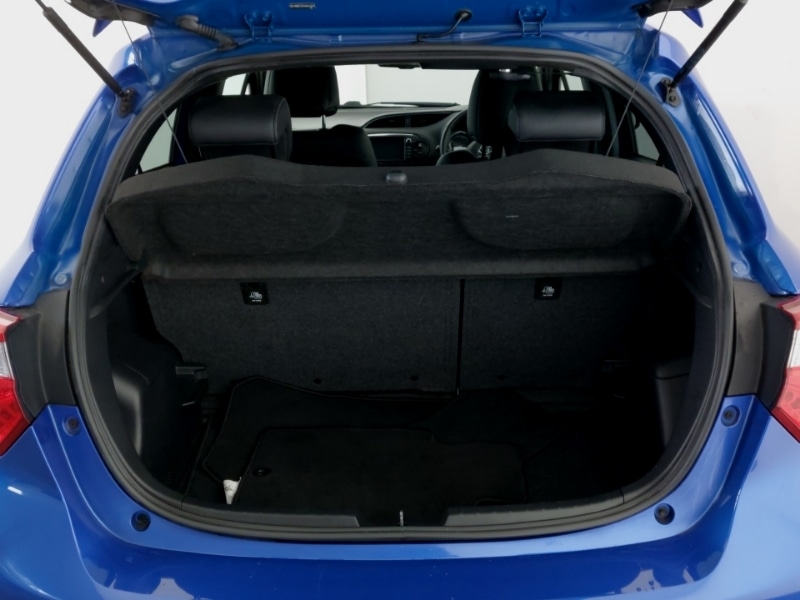 Used Toyota Yaris 2020 for sale - 77330101: Photo 8