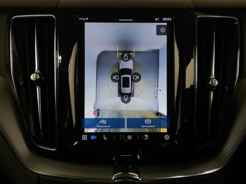 Used Volvo XC60 2023 for sale - 77070512: Photo 11