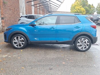 Used Kia Stonic 2023 for sale - 77325837: Photo