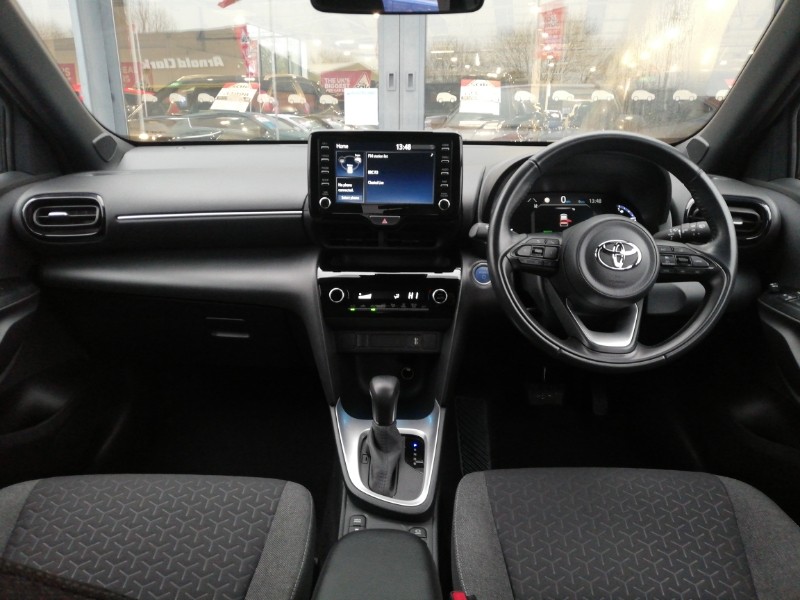 Used Toyota Yaris Cross 2023 for sale - 77169994: Photo 2