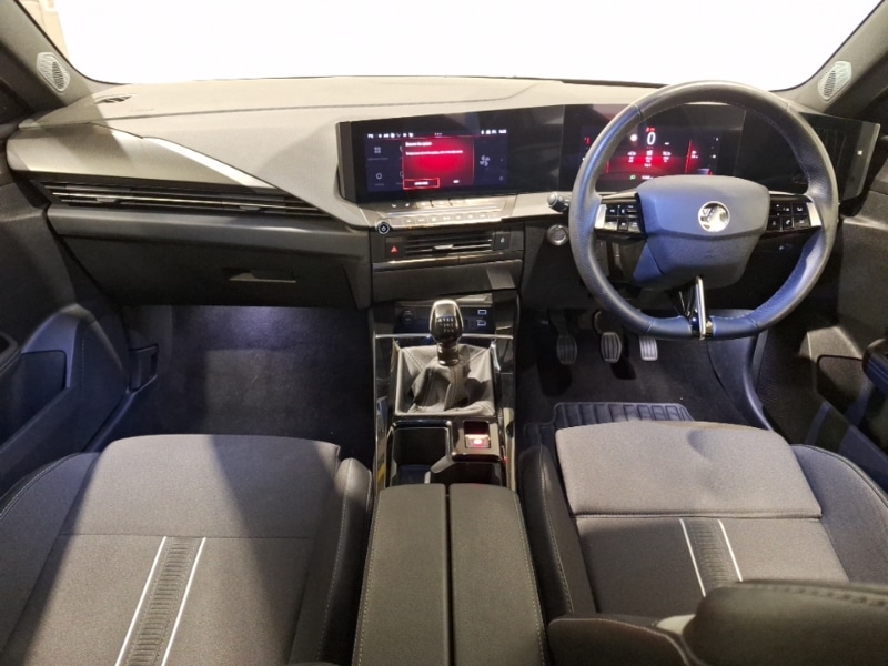 Used Vauxhall Astra 2024 for sale - 77019651: Photo 2