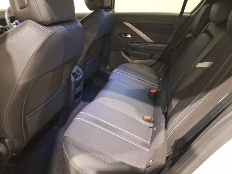 Used Vauxhall Astra 2024 for sale - 77019651: Photo 6