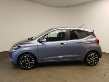 Used Hyundai i10 2024 for sale - 76116142: Photo 4