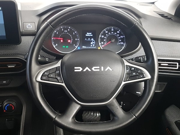 Used Dacia Sandero Stepway 2023 for sale - 76258717: Photo 10