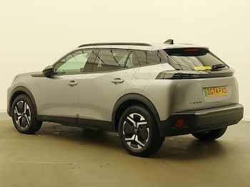 Used Peugeot 2008 2024 for sale - 78467073: Photo