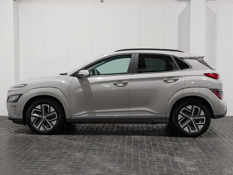 Used Hyundai KONA 2023 for sale - 76380412: Photo 4