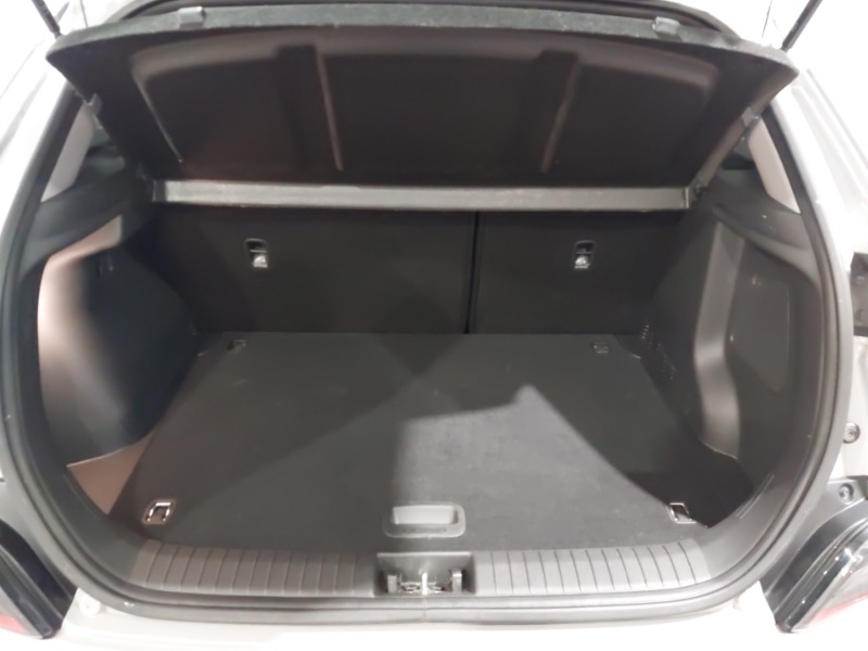 Used Hyundai KONA 2023 for sale - 76380412: Photo 8