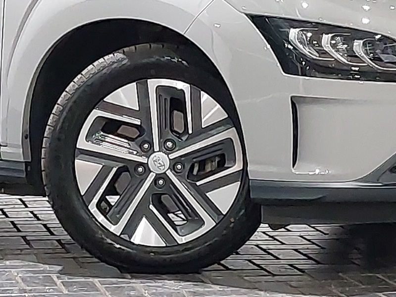 Used Hyundai KONA 2023 for sale - 76380412: Photo 9