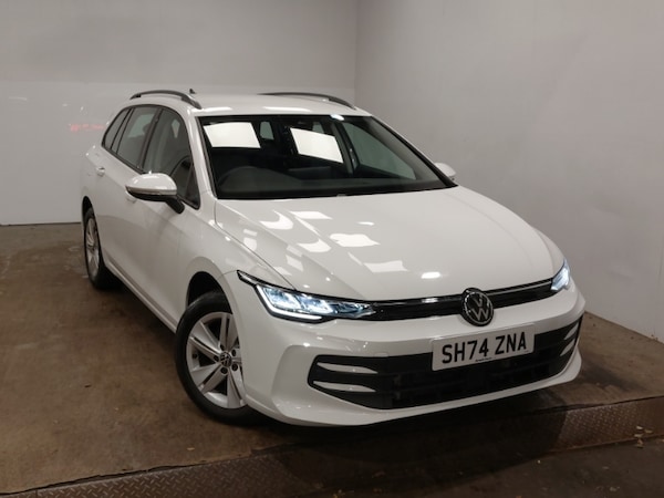 Used Volkswagen Golf 2024 for sale - 76212675: Photo 1