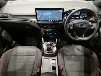 Used Ford Focus 2023 for sale - 78643252: Photo