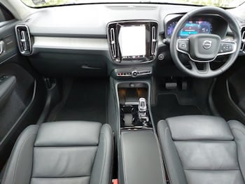 Used Volvo XC40 2024 for sale - 76310215: Photo