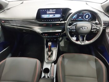 Used Hyundai i20 2024 for sale - 77955275: Photo