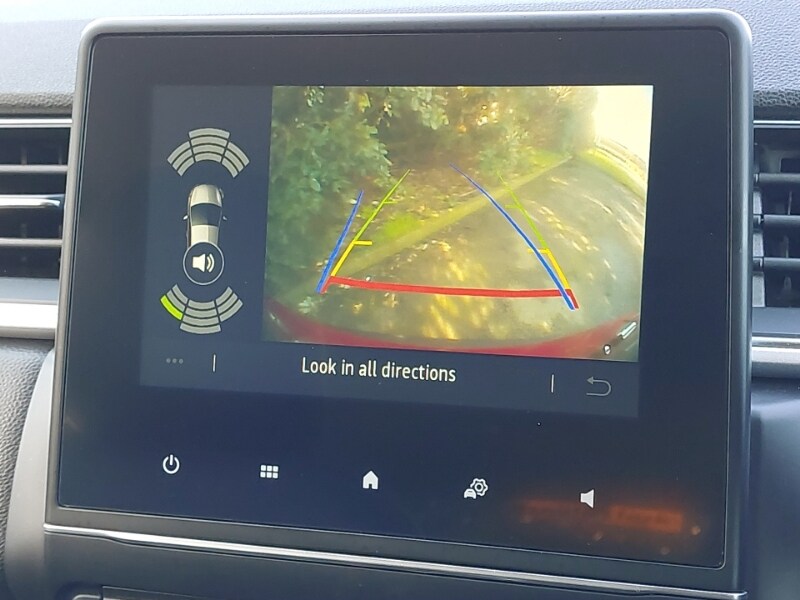 Used Renault Captur 2023 for sale - 77832862: Photo 12