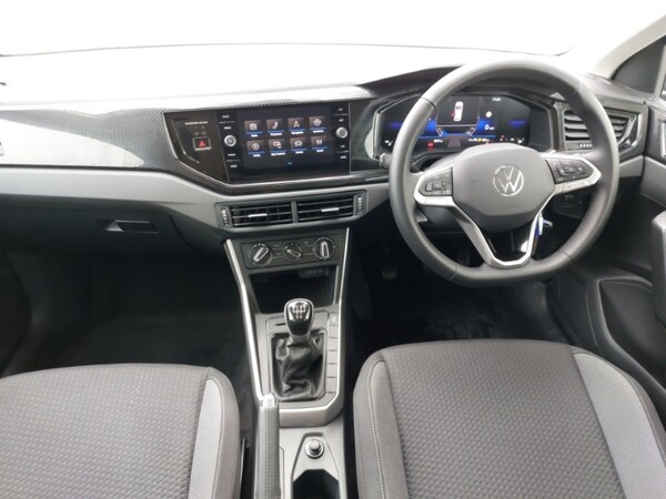 Used Volkswagen Polo 2024 for sale - 76282343: Photo 2
