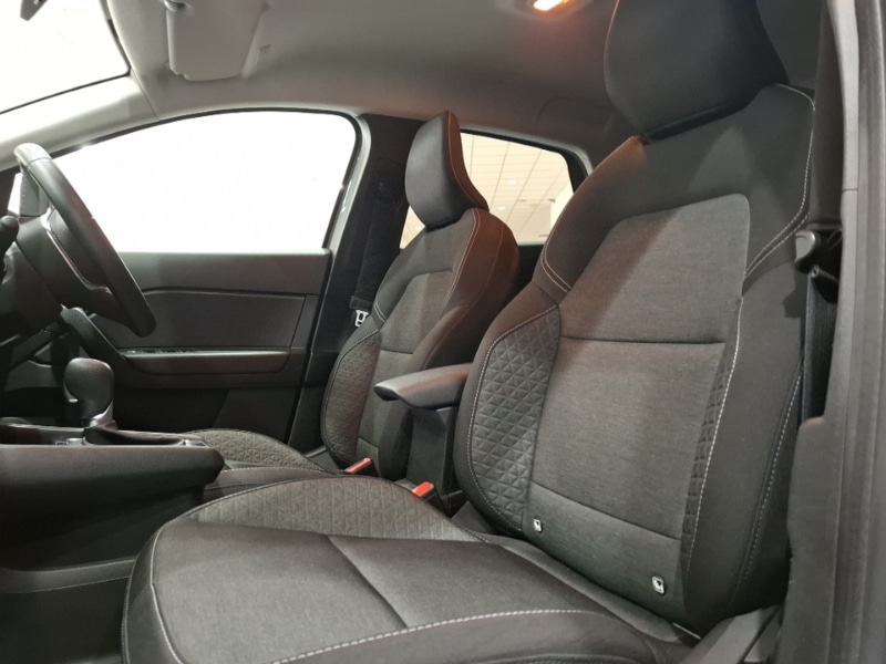 Used Renault Captur 2023 for sale - 77995678: Photo 12