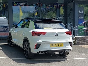 Used Volkswagen T-Roc 2024 for sale - 78905434: Photo