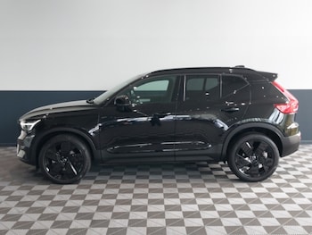 Used Volvo XC40 2025 for sale - 79572977: Photo