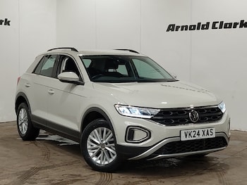 Used Volkswagen T-Roc 2024 for sale - 78841699: Photo