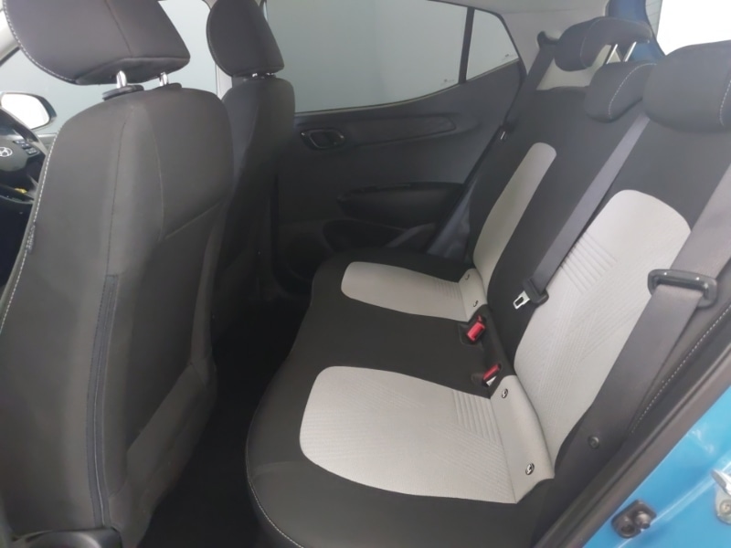 Used Hyundai i10 2021 for sale - 76305976: Photo 6