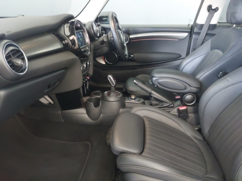 Used MINI Hatch 2020 for sale - 77015121: Photo 5