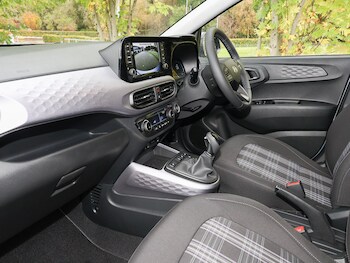 Used Hyundai i10 2025 for sale - 77053185: Photo