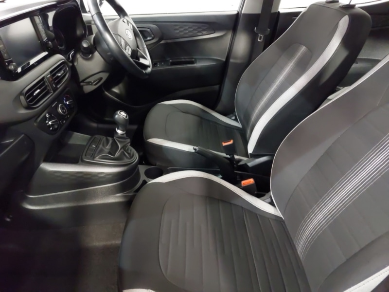 Used Hyundai i10 2021 for sale - 76614410: Photo 5