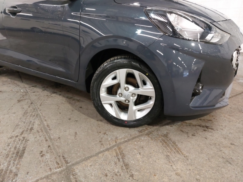 Used Hyundai i10 2021 for sale - 76614410: Photo 9