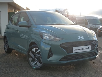 2025 - 1.0 [63] Advance 5dr [Nav]