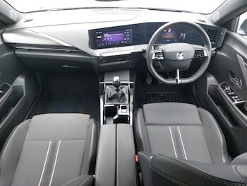 Used Vauxhall Astra 2024 for sale - 78410763: Photo