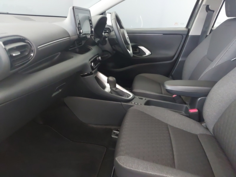 Used Toyota Yaris 2023 for sale - 77892001: Photo 5