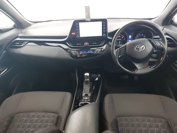 Used Toyota C-HR 2020 for sale - 77046586: Photo