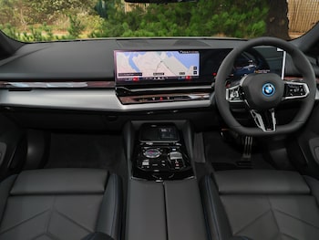 Used BMW i5 2025 for sale - 76571772: Photo