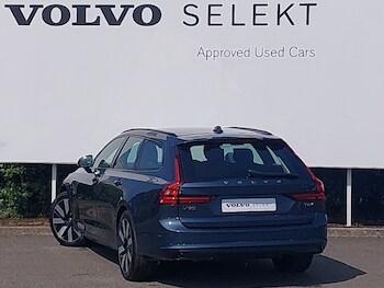 Used Volvo V90 2025 for sale - 77386001: Photo