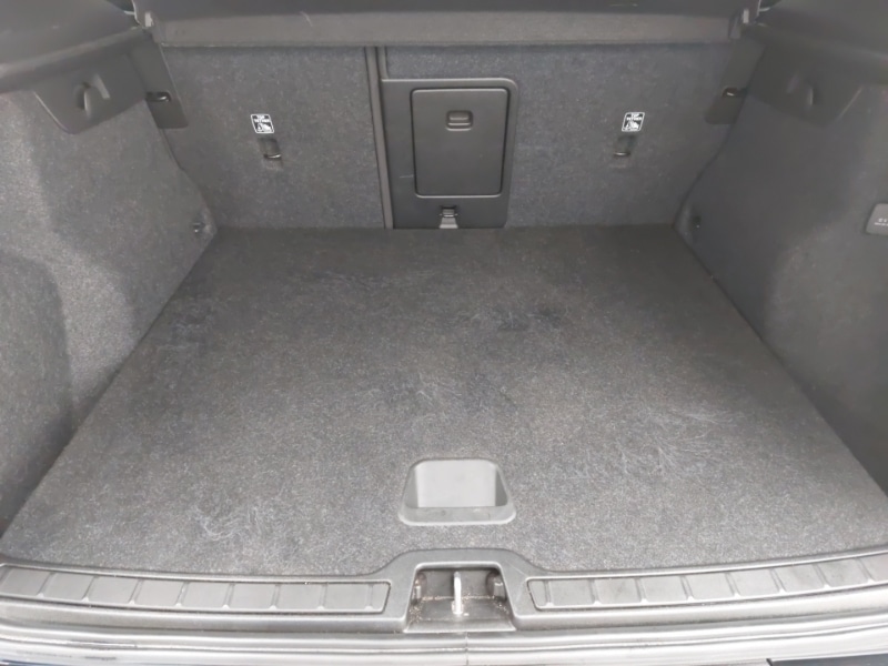 Used Volvo XC40 2021 for sale - 76560690: Photo 8