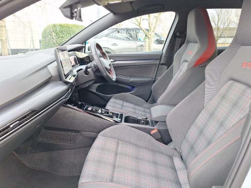 Used Volkswagen Golf 2024 for sale - 77055512: Photo 5