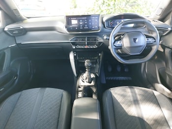 Used Peugeot 2008 2024 for sale - 78580836: Photo