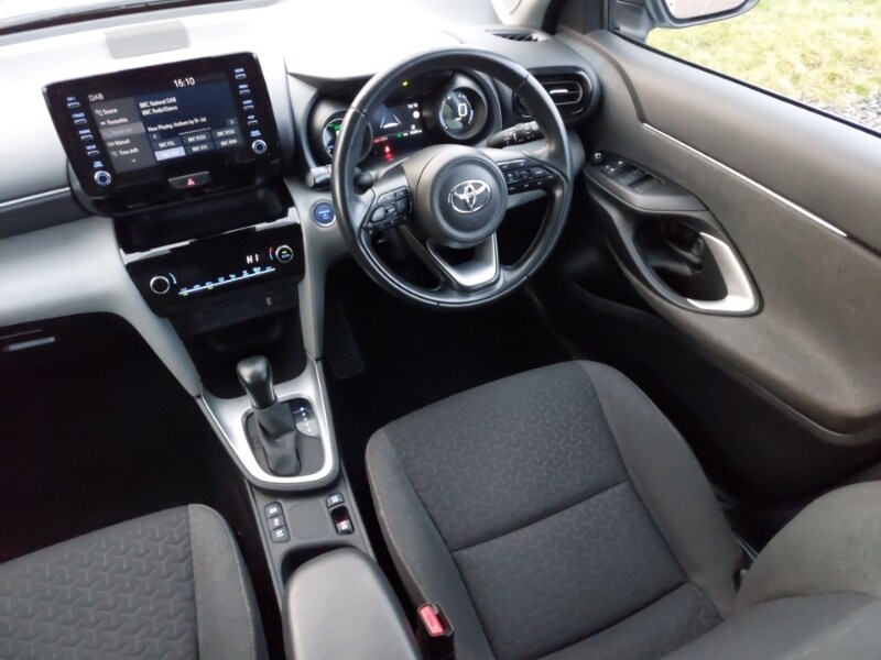 Used Toyota Yaris Cross 2022 for sale - 77652577: Photo 10