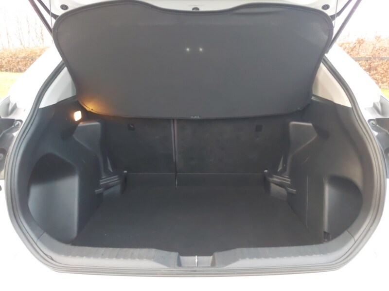 Used Toyota Yaris Cross 2022 for sale - 77652577: Photo 8