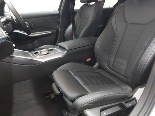 Used BMW 3 Series 2024 for sale - 76182987: Photo 5