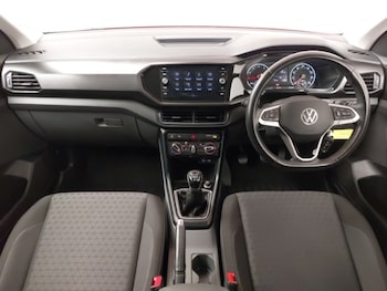 Used Volkswagen T-Cross 2021 for sale - 76066142: Photo 2