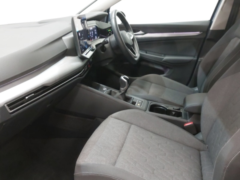 Used Volkswagen Golf 2024 for sale - 77142821: Photo 5