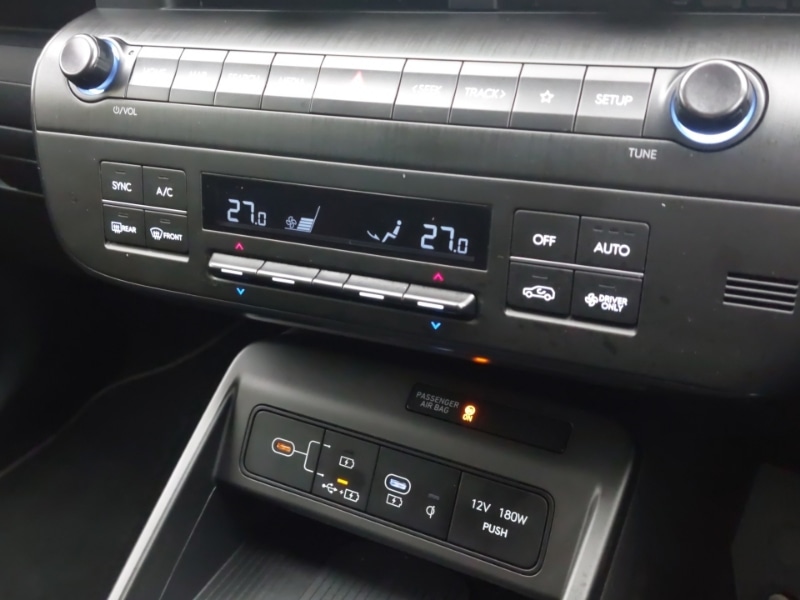 Used Hyundai KONA 2024 for sale - 76799994: Photo 12